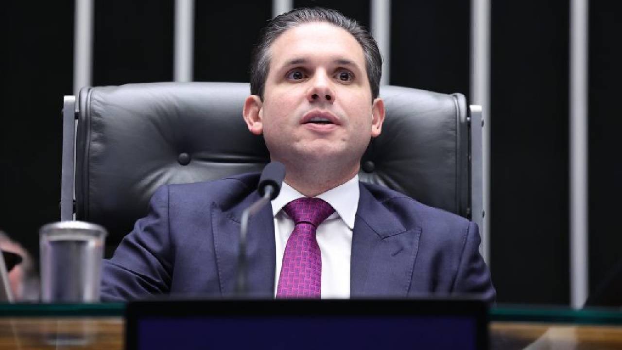 Aprovação da Política Nacional de Minerais Críticos assegura competitividade ao Brasil, diz Motta