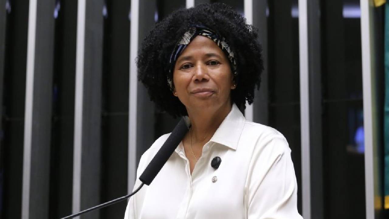 Comissão aprova capacitação de primeiros socorros voltada a alunos com doenças crônicas