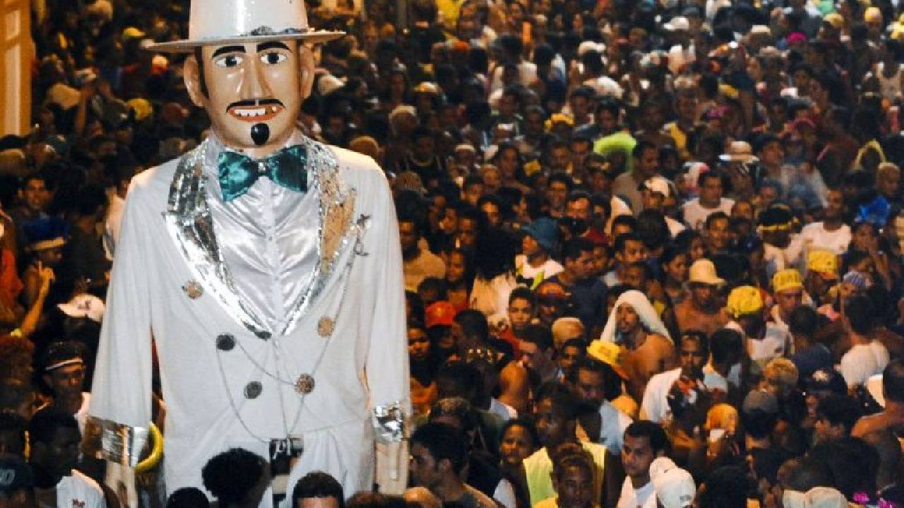 Comissão aprova criação de datas comemorativas e homenagens a eventos e figuras históricas
