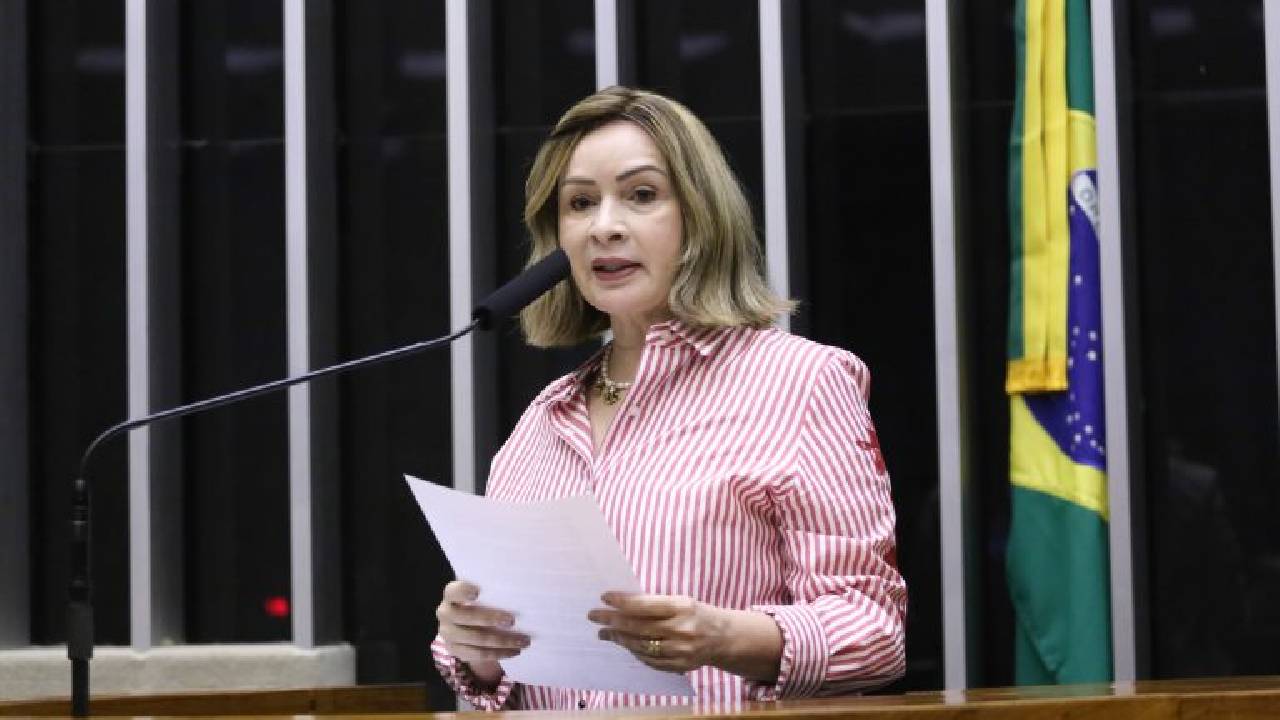 Comissão aprova criação de programa de pesquisa em biotecnologia na Amazônia Legal