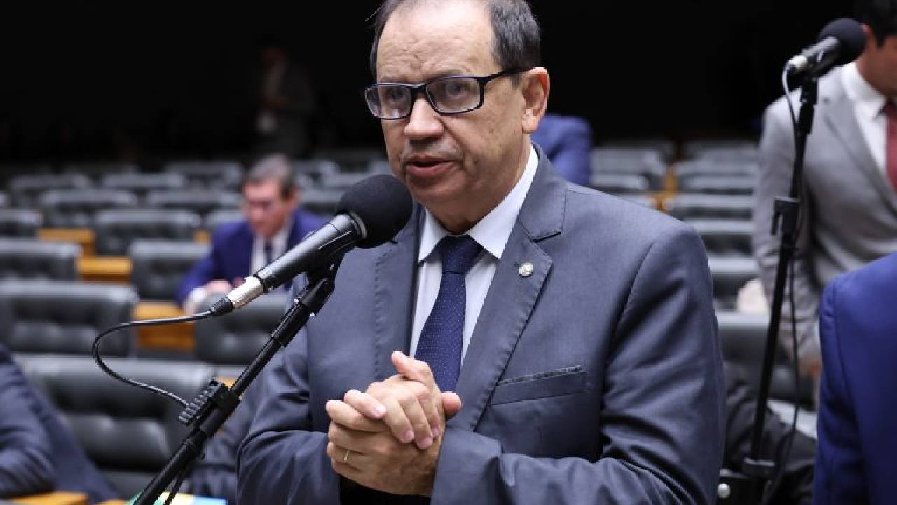 Comissão aprova criação de programa de transporte público entre municípios do interior