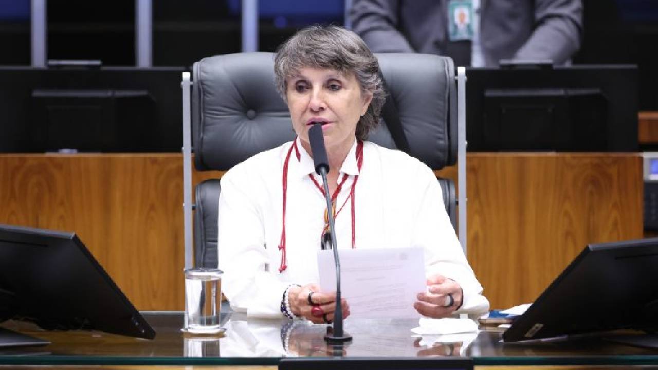 Comissão aprova política de incentivo à arte produzida por pessoas com deficiência