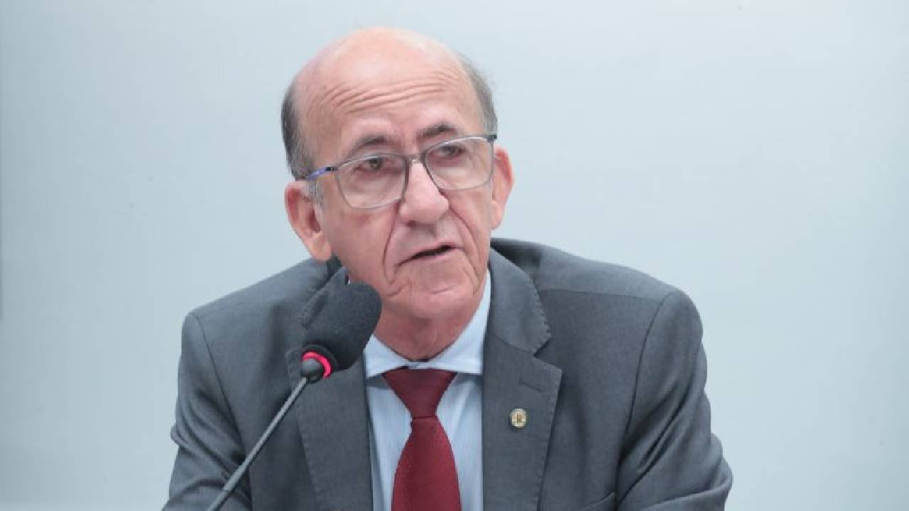 Comissão aprova projeto que exige salas sensoriais em aeroportos para neurodivergentes