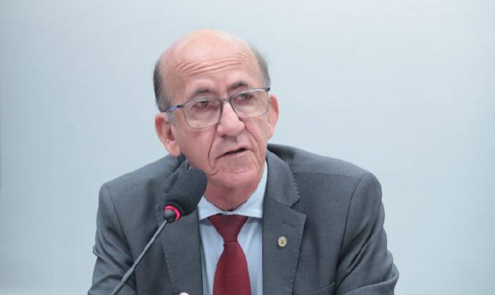 Comissão aprova projeto que exige salas sensoriais em aeroportos para neurodivergentes