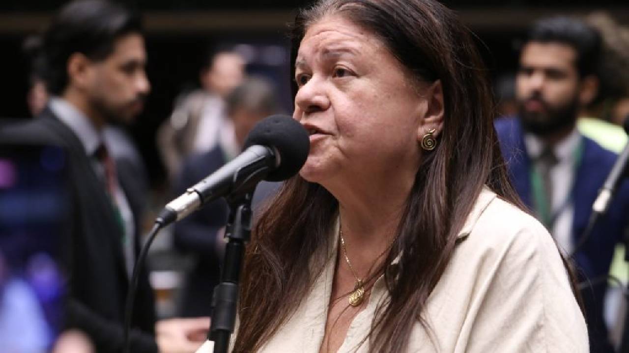 Comissão aprova projeto que reforça proteção a crianças e adolescentes órfãos