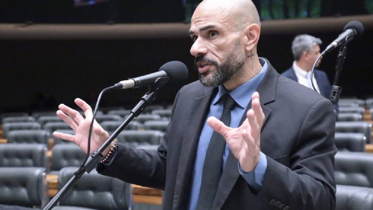 Comissão aprova regras para aumentar proteção de motoristas de aplicativo