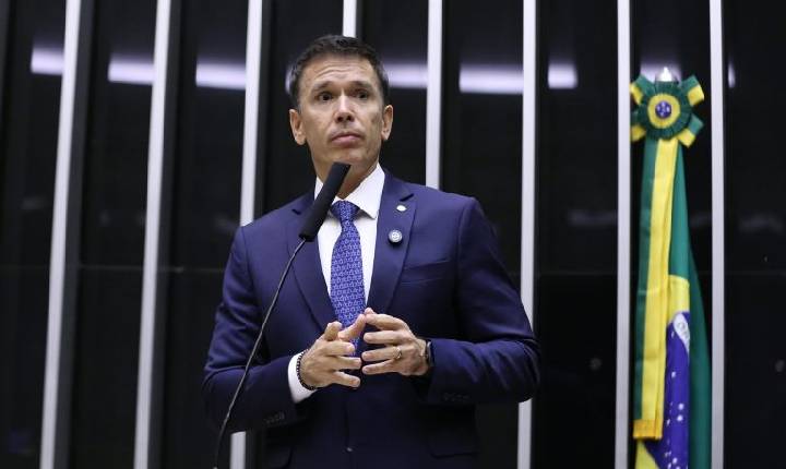 Comissão debate alta do preço do querosene de aviação
