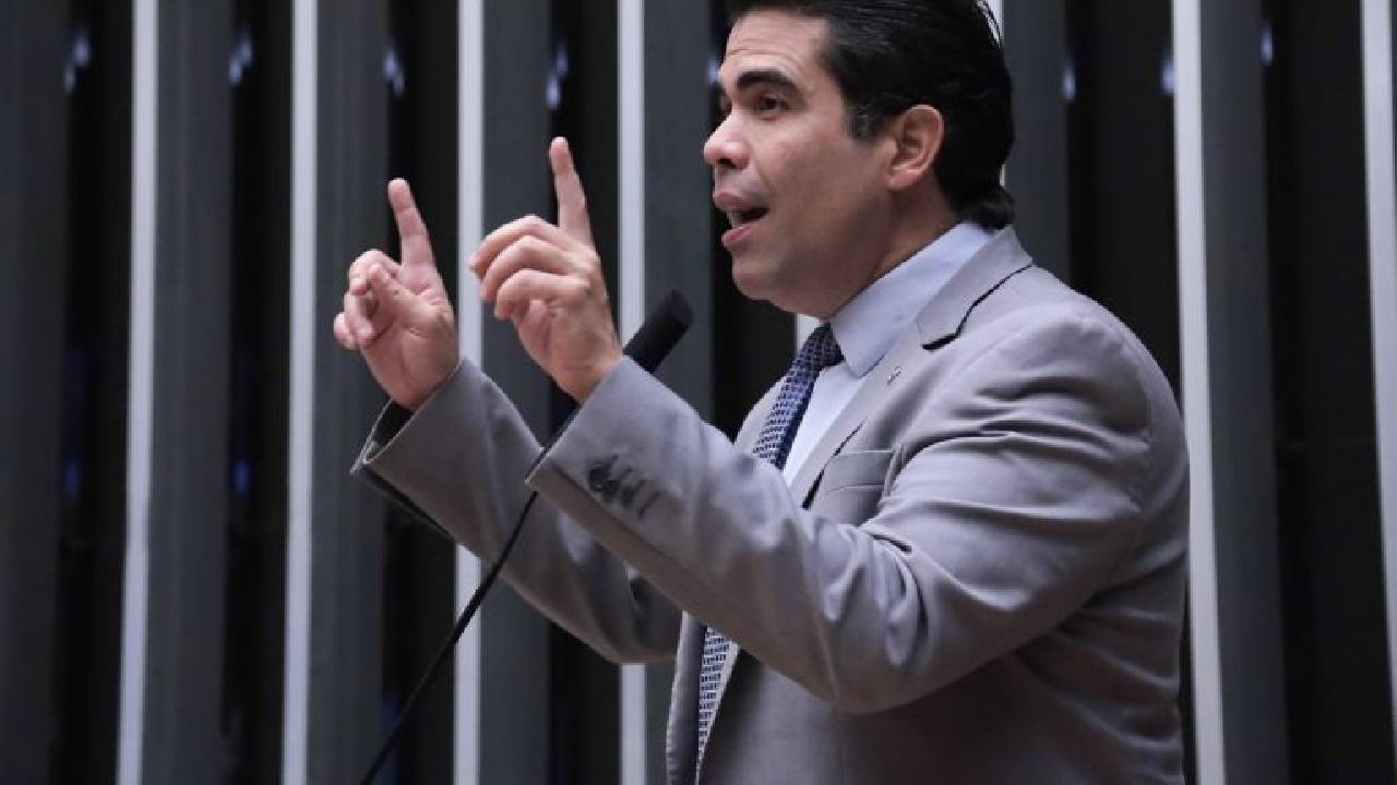 Comissão dispensa renovação periódica da credencial de estacionamento de pessoa com deficiência permanente