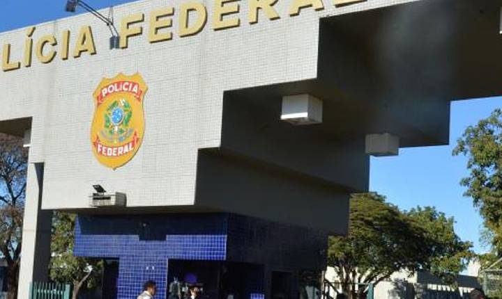 Delegados criticam afastamento de chefe da PF por decisão monocrática