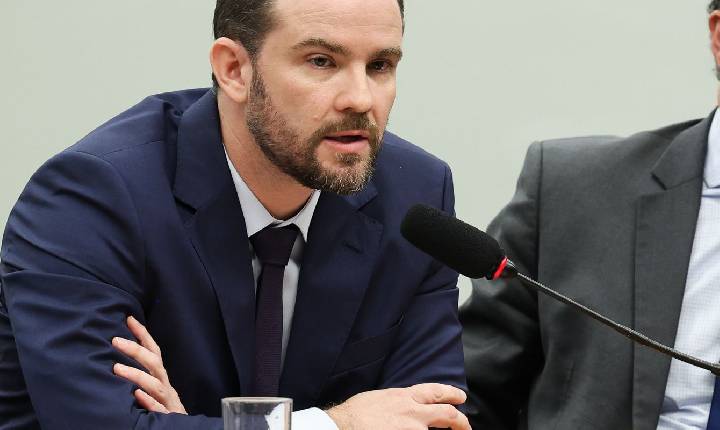 Durigan vai à França para agenda do G7 e reuniões bilaterais