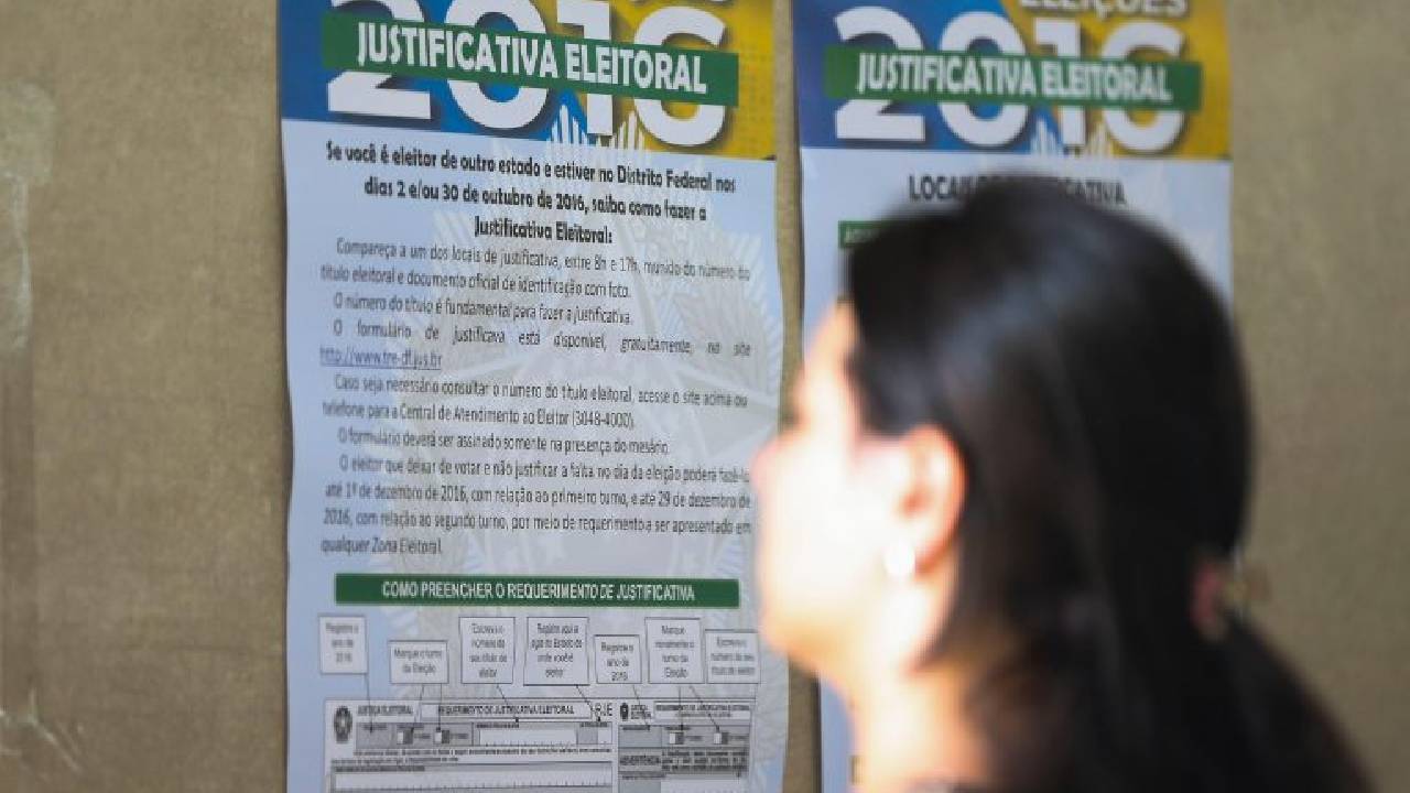 Eleições 2026: saiba como funcionam o voto em trânsito e a justificativa eleitoral
