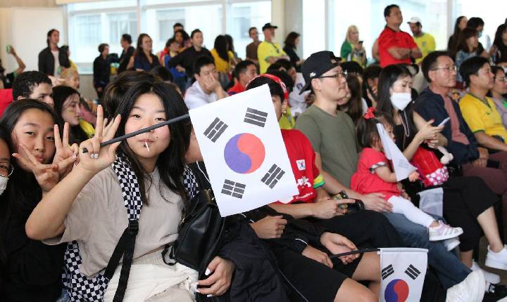 MEC Idiomas inclui curso gratuito de coreano, com aulas e exercícios