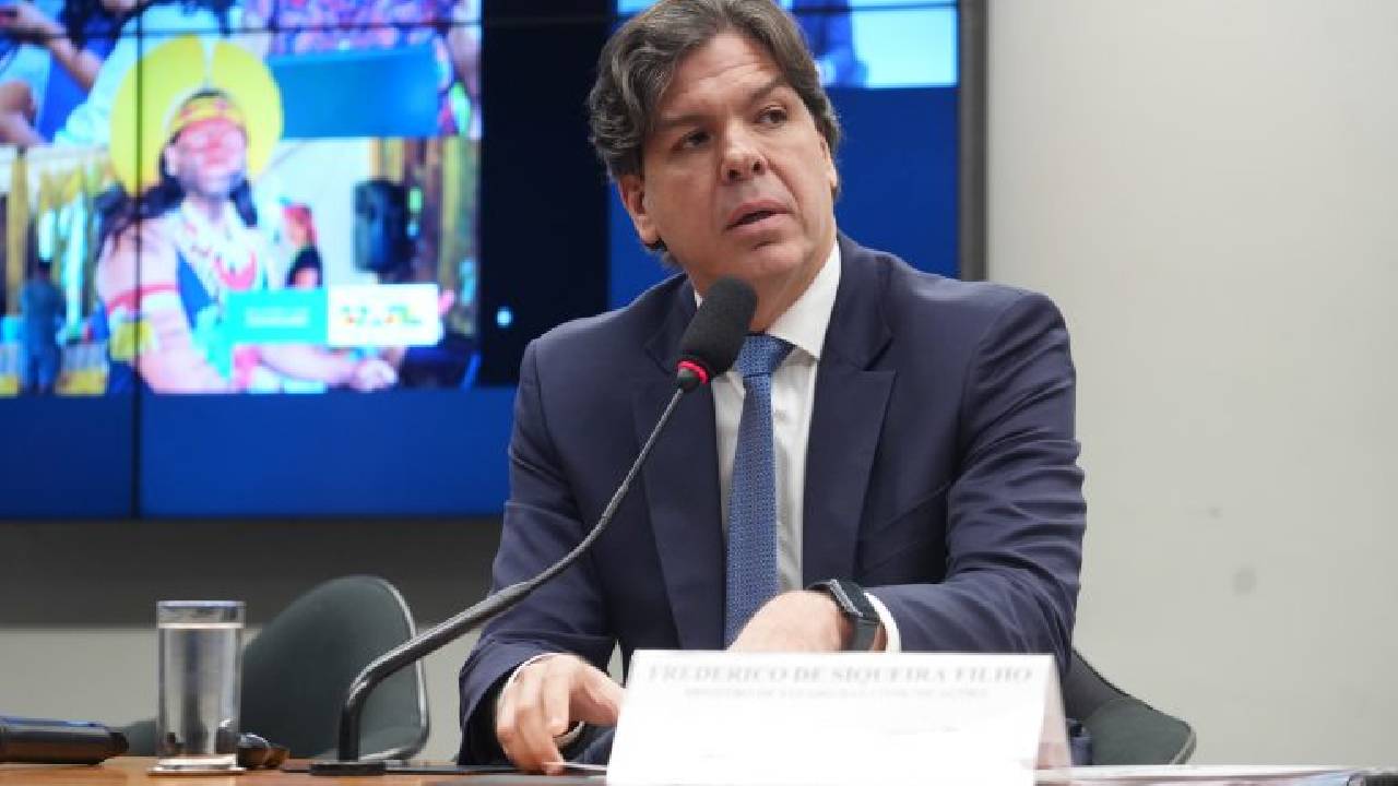 Ministro das Comunicações quer fortalecer infraestrutura e ampliar inclusão digital no país