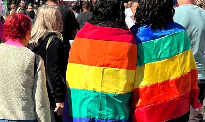 Monitoramento aponta 13 mil ataques a contas de candidaturas LGBT+
