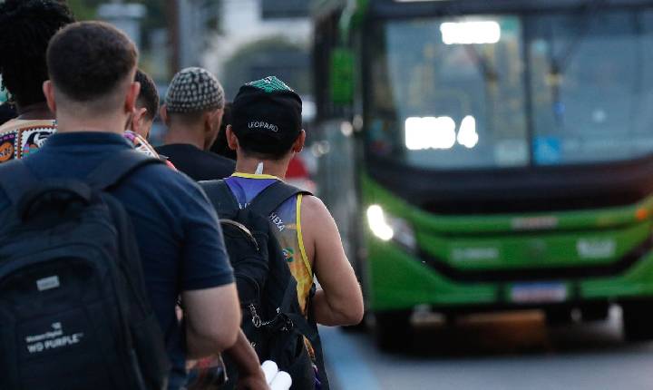 Motoristas de ônibus  do Rio iniciam greve nesta segunda-feira