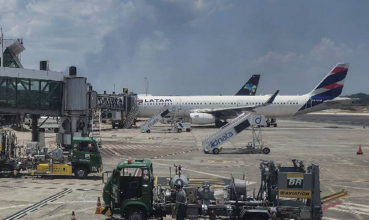 Petrobras reajusta preço médio do querosene de aviação em 13,9%
