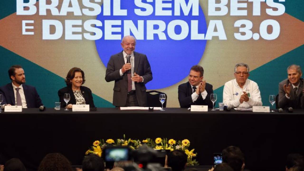 Projeto de lei apresentado pelo governo torna crime a exploração e a publicidade de bets