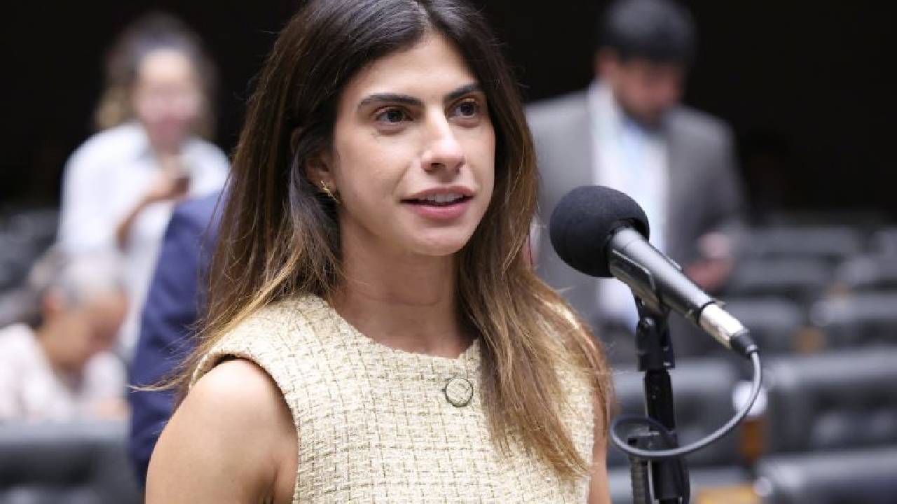 Projeto prevê intimação de devedor de alimentos por aplicativos de mensagens em caso de ocultação