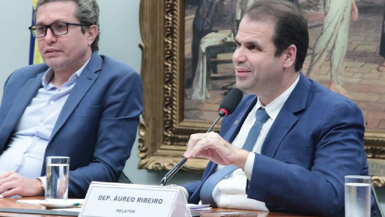 Relator propõe mudanças no Código de Trânsito; texto será votado em julho por comissão da Câmara