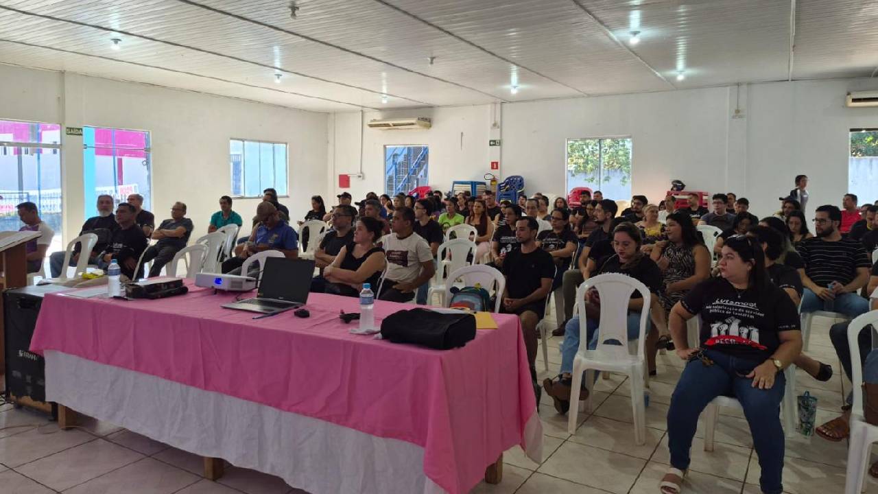 Servidores municipais de Santarém endurecem greve e cobram cumprimento do PCCR