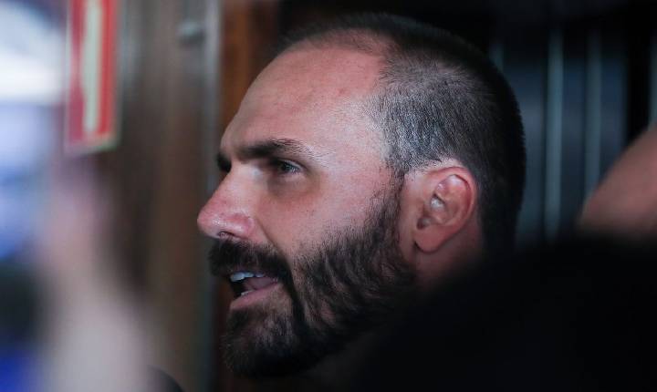 STF decide se Eduardo Bolsonaro será condenado no processo do tarifaço