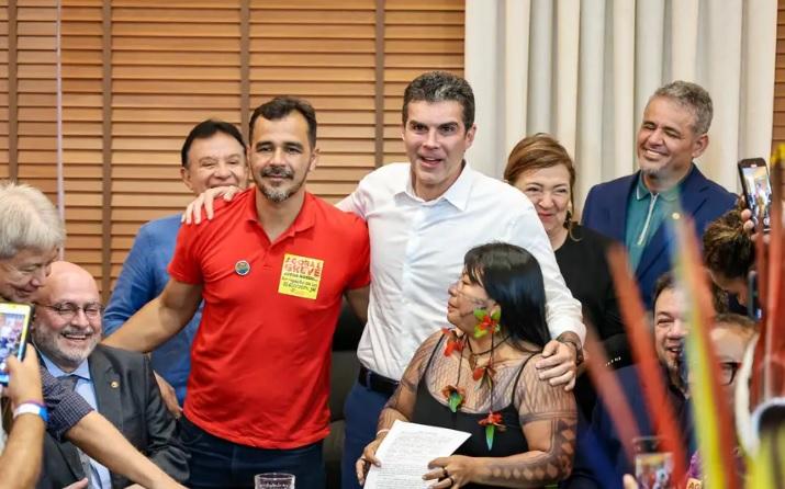 Justiça Federal manda remover vídeo de Helder das redes sociais por informações falsas contra indígenas